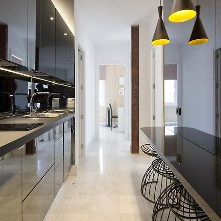 Amazinn Places Embajadores I Madrid Exterior photo